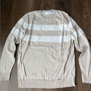 Old Navy Men’s Cream and White Striped Crewneck Sweater